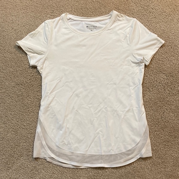 Athleta Cadence tee shirt - Picture 2 of 9